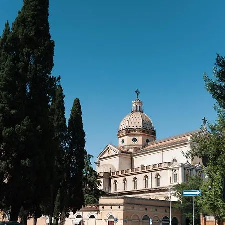 Domus Quiritum Elite, Vatican Luxury *