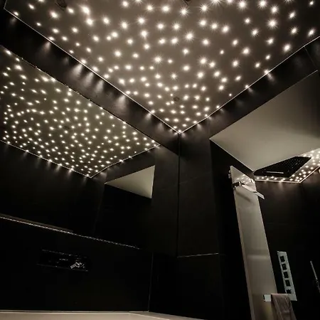 Domus Quiritum Elite, Vatican Luxury Roma