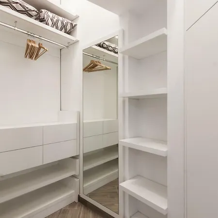 Domus Quiritum Elite, Vatican Luxury * Roma